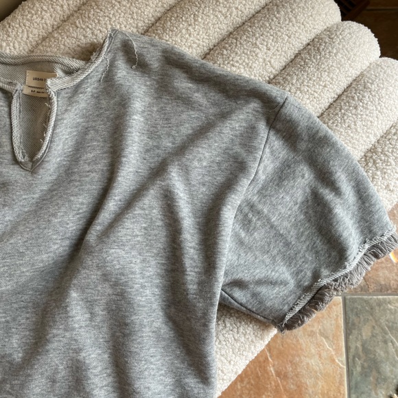 Cropped Fray T-shirt - Picture 4 of 4